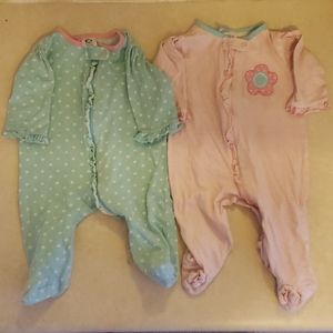 Set of two lightweight footed pajamas